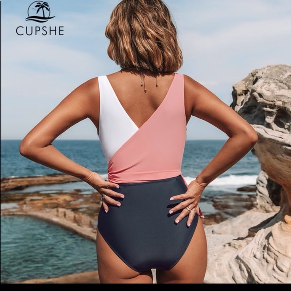 Cupshe Women's Pink & Blue Block One Piece Swimsuit Plunging Knotted Monokini - Picture 2 of 6